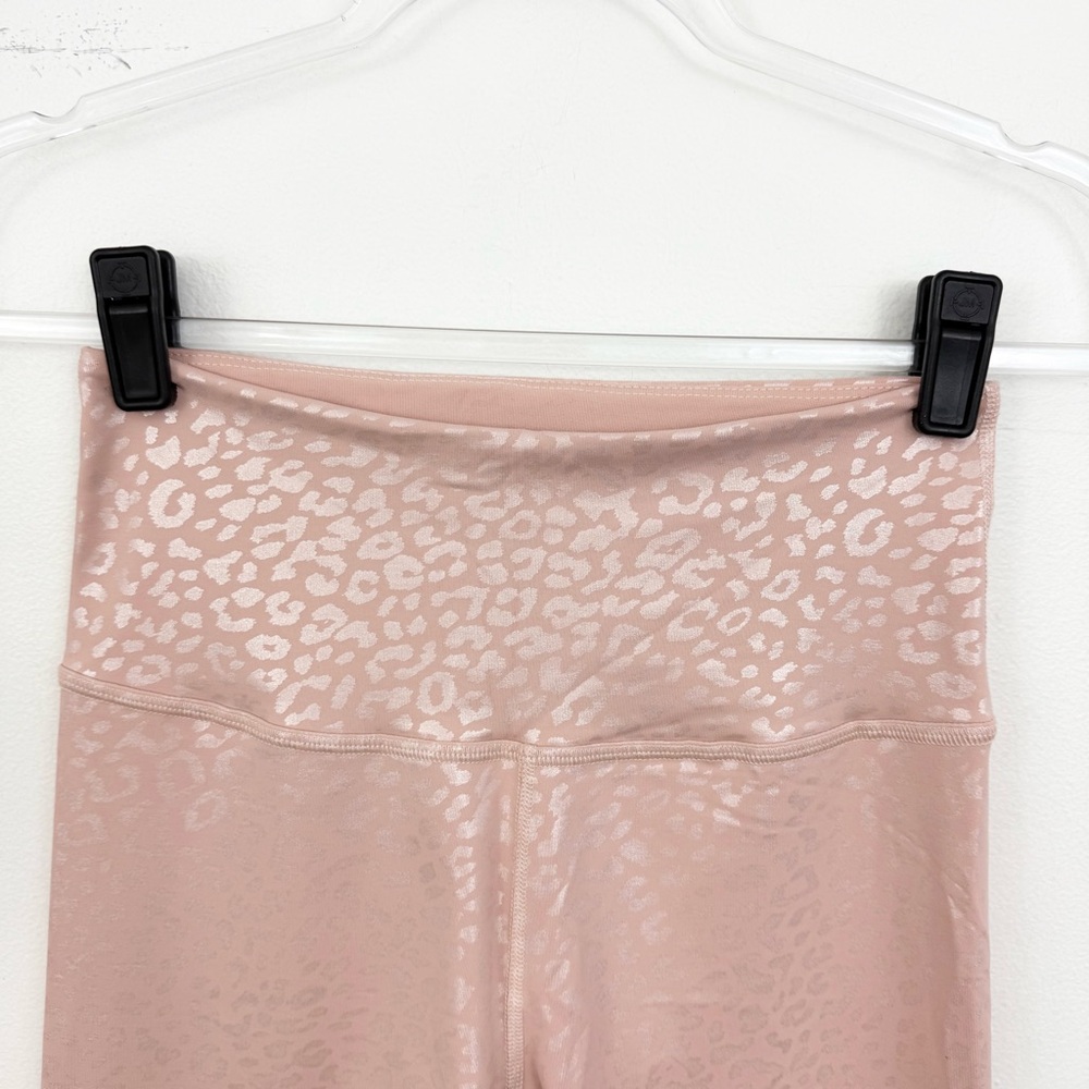Beyond Yoga Pink Shimmer Leopard-Print High-Waist Leggings medium - Picture 3 of 7